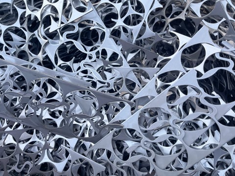 Piezas metálicas de aluminio y acero para reciclaje